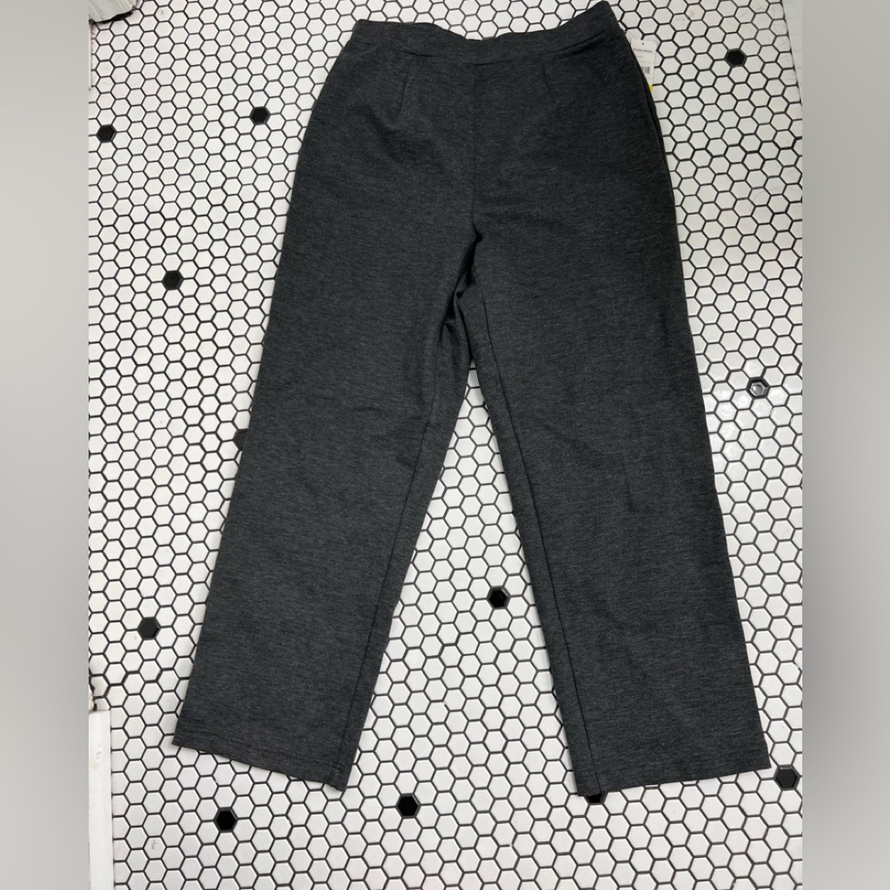 NWT Studio works pull on pants size medium short length